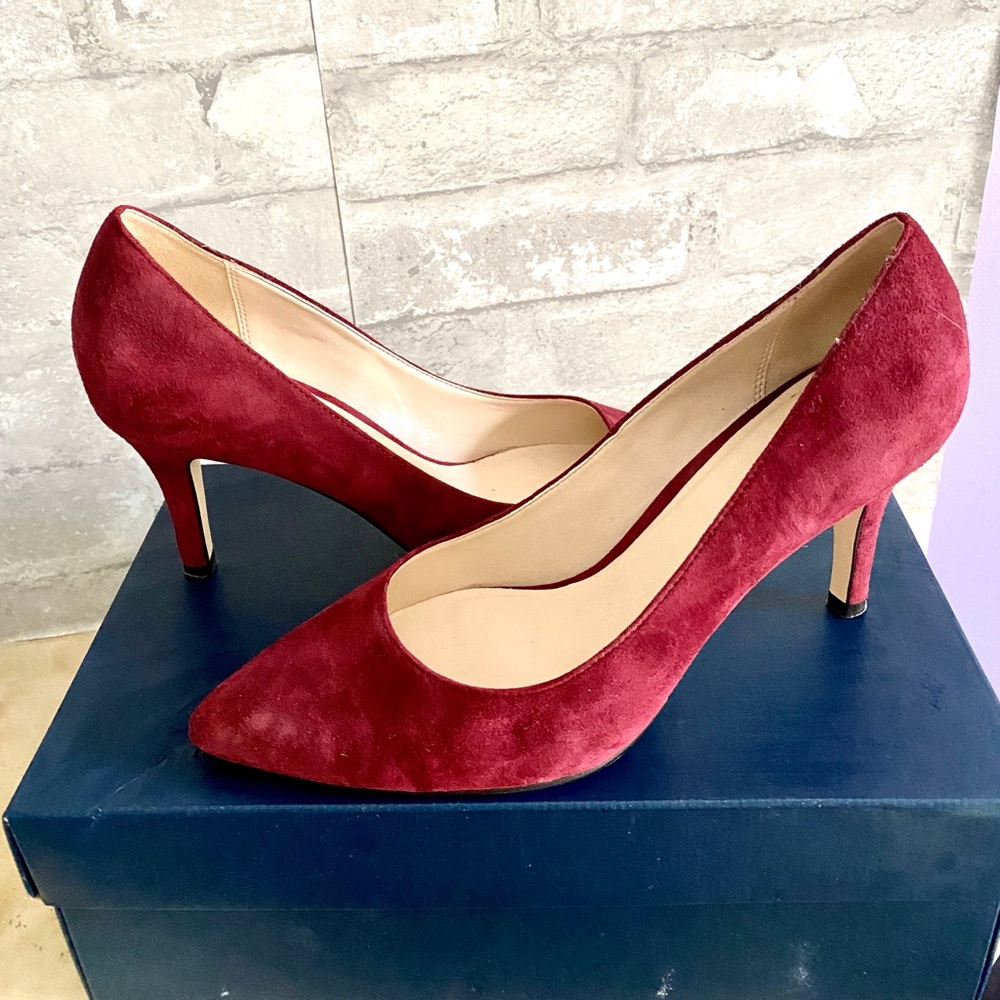Cole Haan Pump Burgundy Suede Leather Rubber Sole
